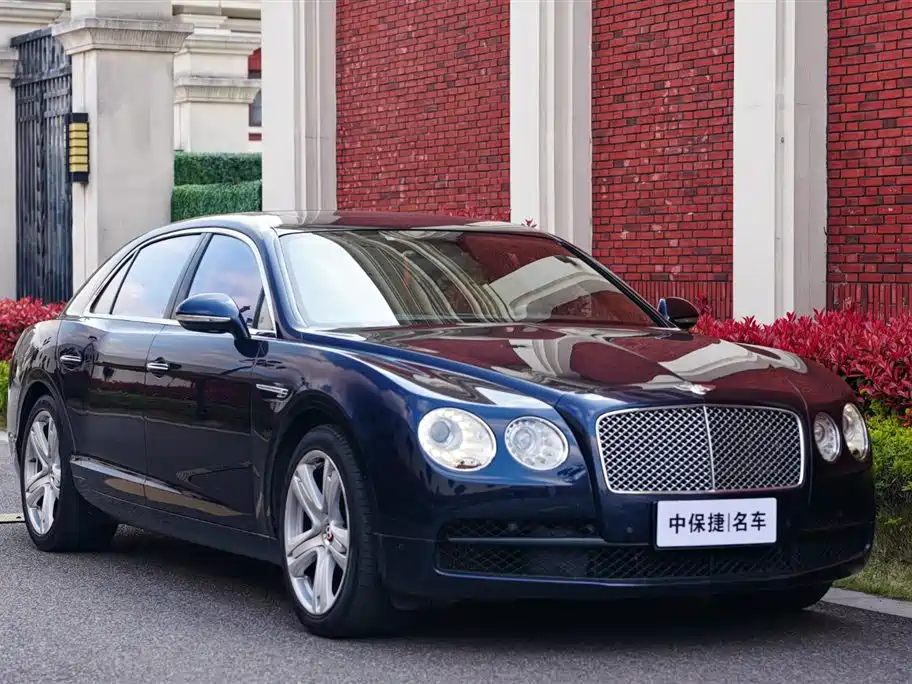 Flying Spur 4.0 T V8 Standard