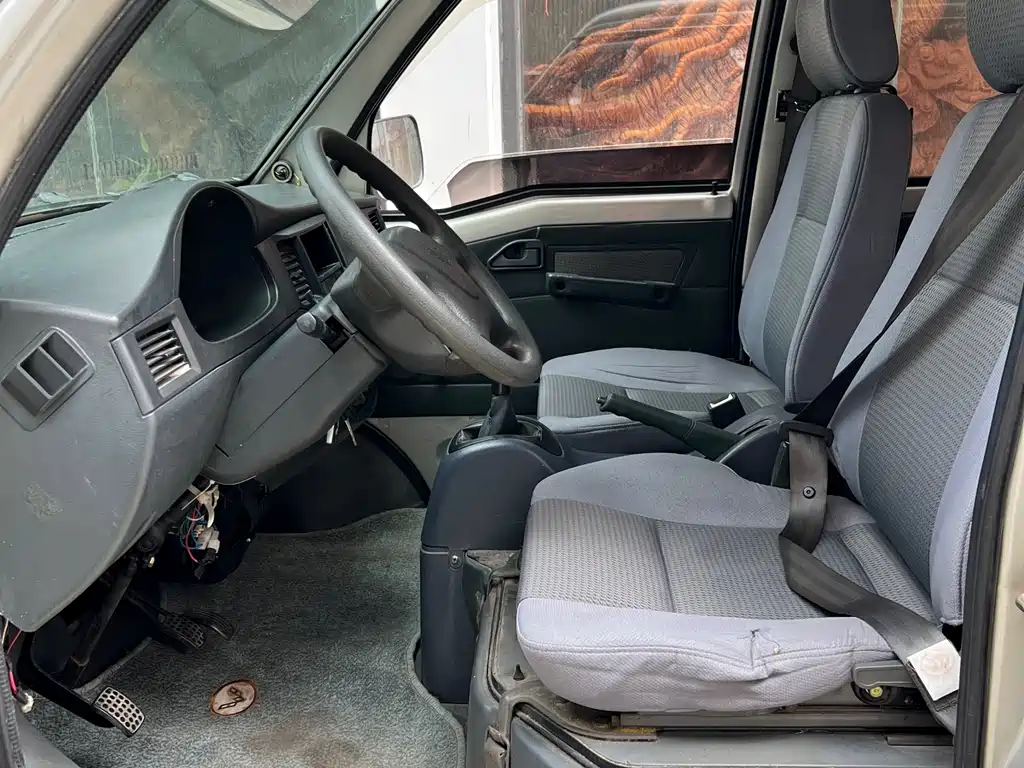 Wuling Zhiguang 五菱之光 2008款 1.2 L基本型LAQ