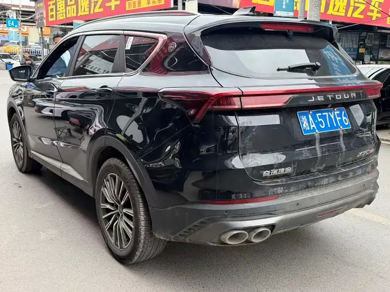 Jetour X70 PLUS Champion 1.5 T DCT Champion PRO 5-seat