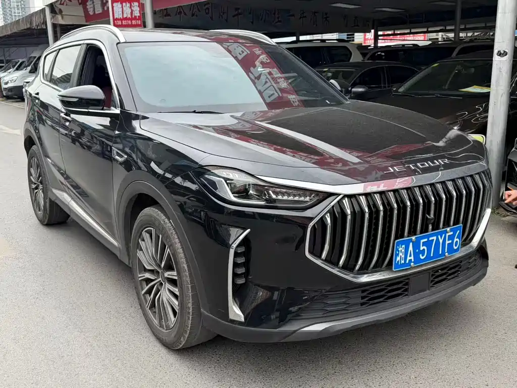 Jetour X70 PLUS Champion 1.5 T DCT Champion PRO 5-seat