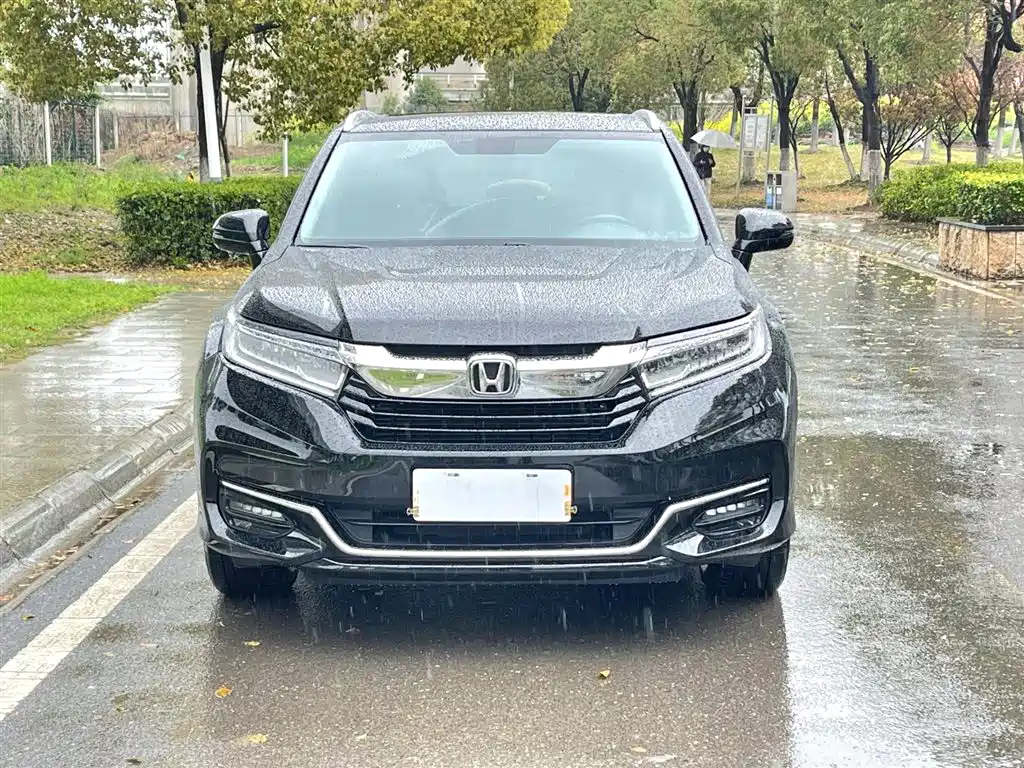 Avancier 370 TURBO 2 WD Luxury