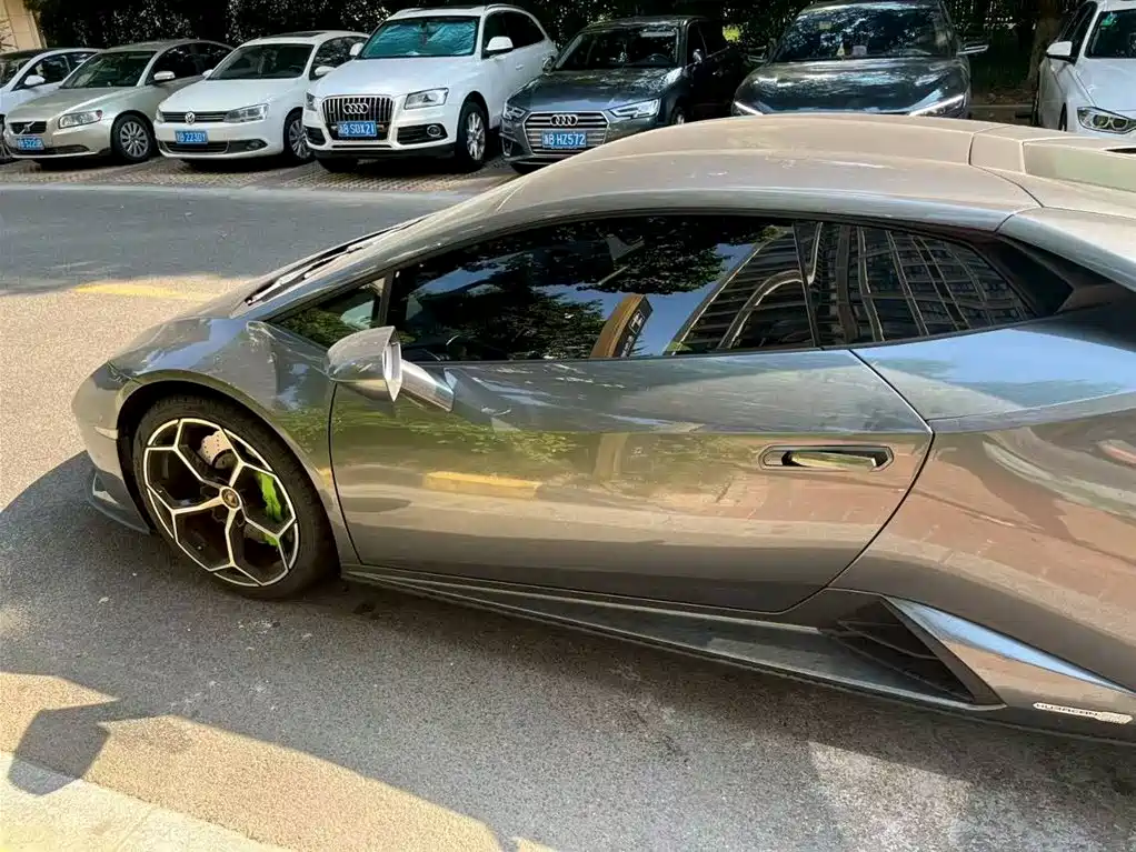 Huracán Huracán EVO RWD