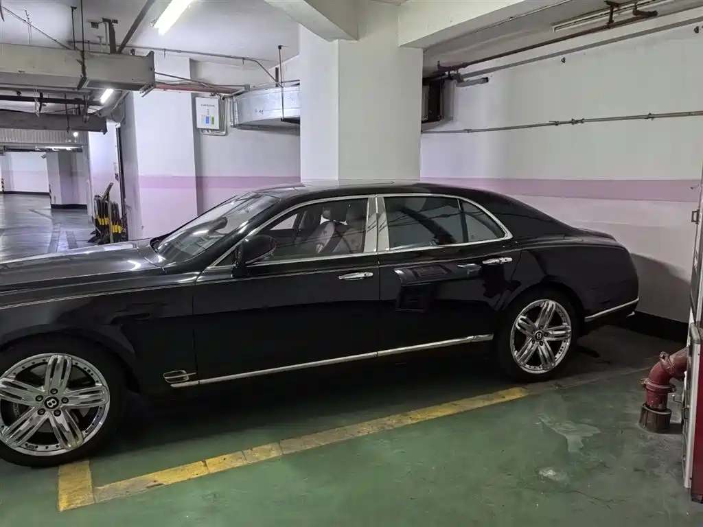 Mulsanne 慕尚 2016款 6.8 T 标准版