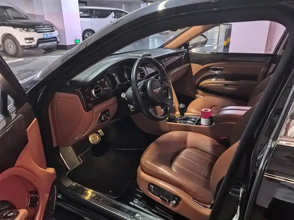 Mulsanne 慕尚 2016款 6.8 T 标准版