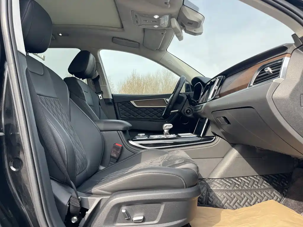 Hongqi HS7 3.0 T Auto 4 WD Connected Flagship