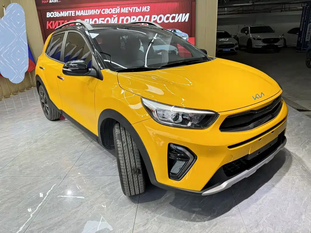 Stonic 1.4 L CVT Fun Enjoyment Sunroof