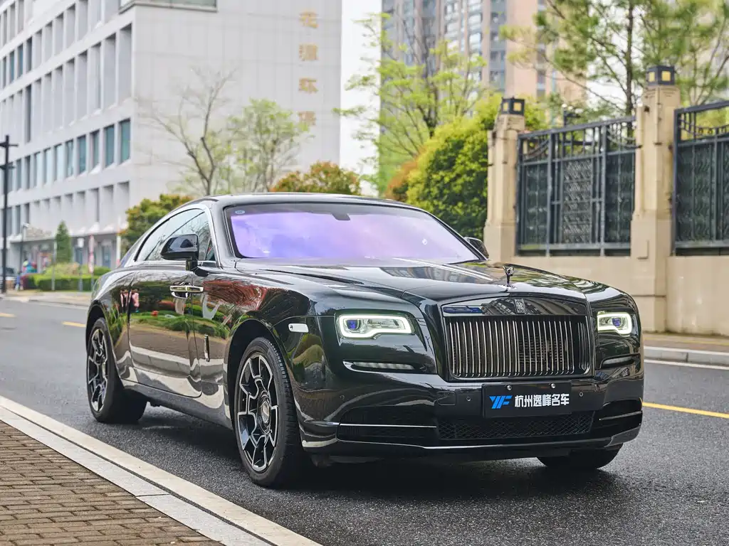Wraith 6.6 T Black Badge