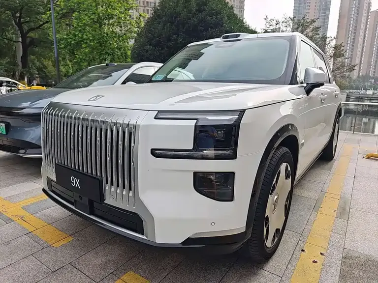 Zeekr 9 X Hyper 70 kWh
