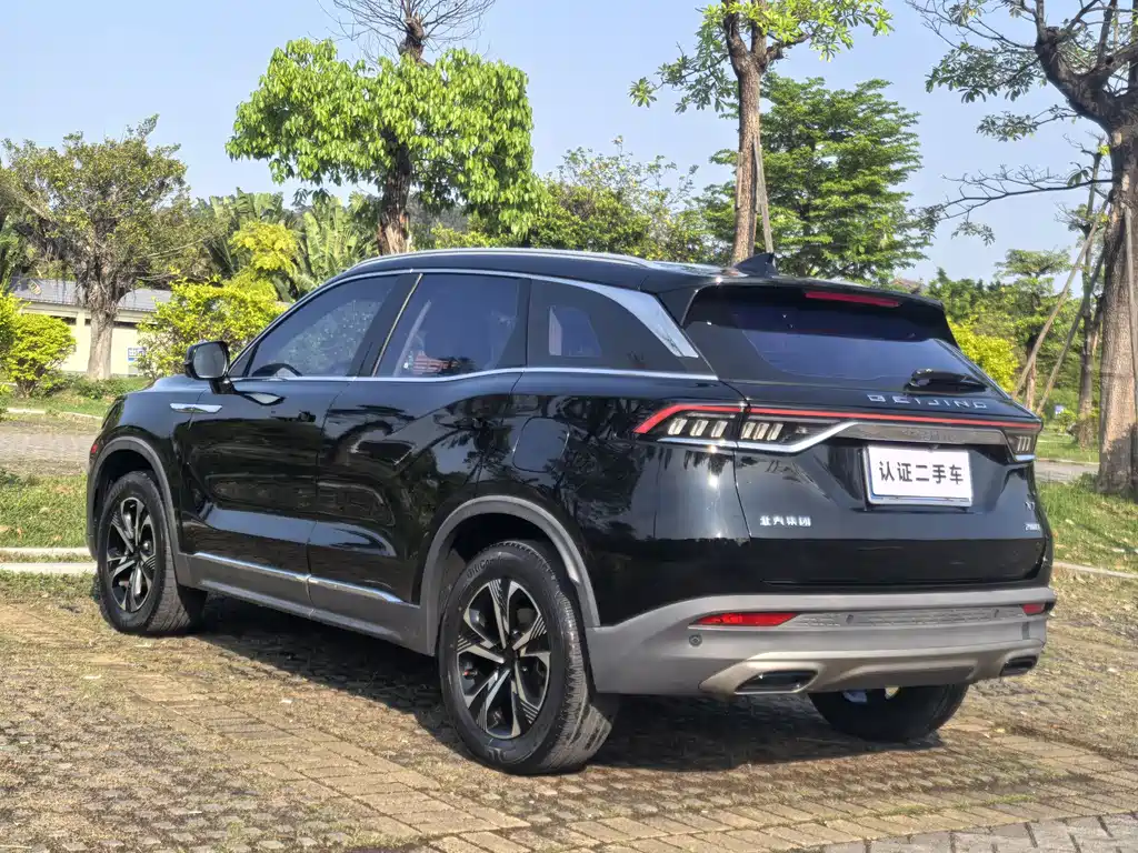 BAIC X7 北京X7 2022款 1.5 TD DCT致尚版