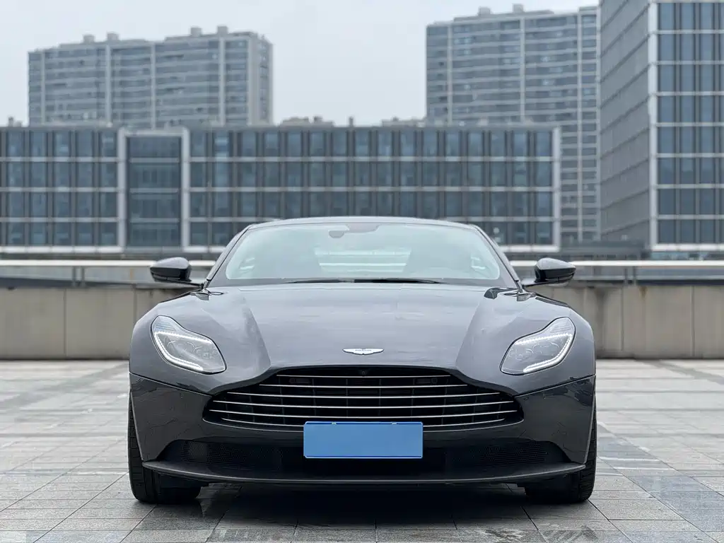 Aston Martin DB11 4.0 T V8 Coupe
