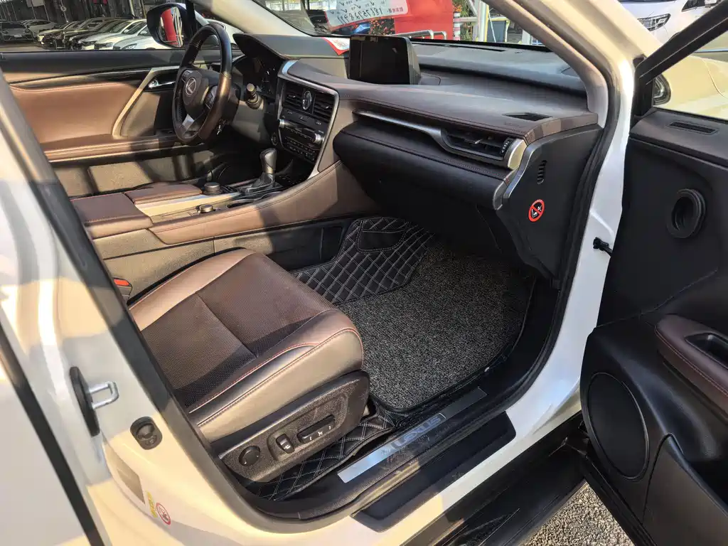 Lexus RX 300 4 WD Elegant CN-V