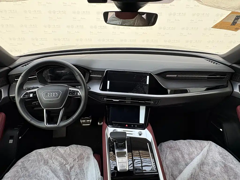 Audi Q6 45 TFSI quattro Black Warrior 6-seat