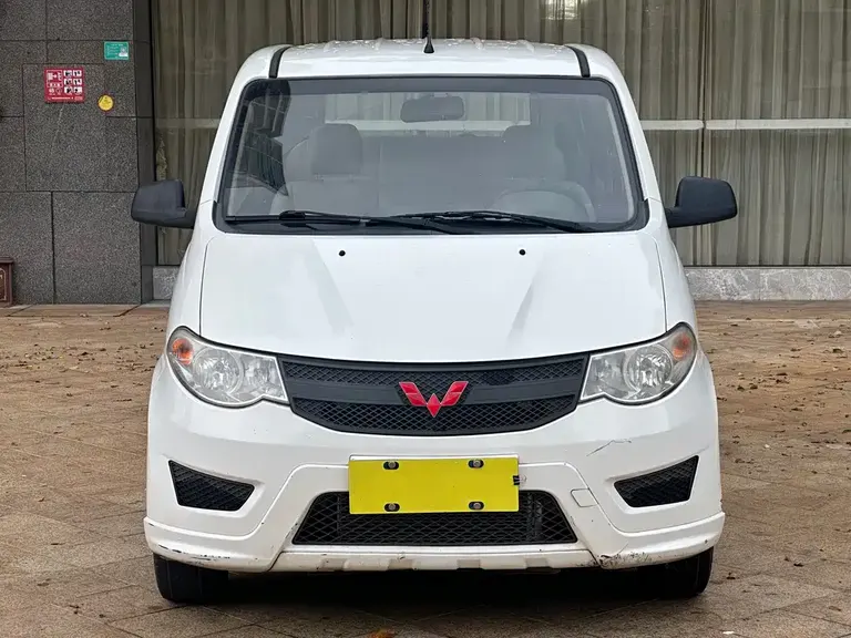 Wuling Hongguang 1.5 L S Comfort