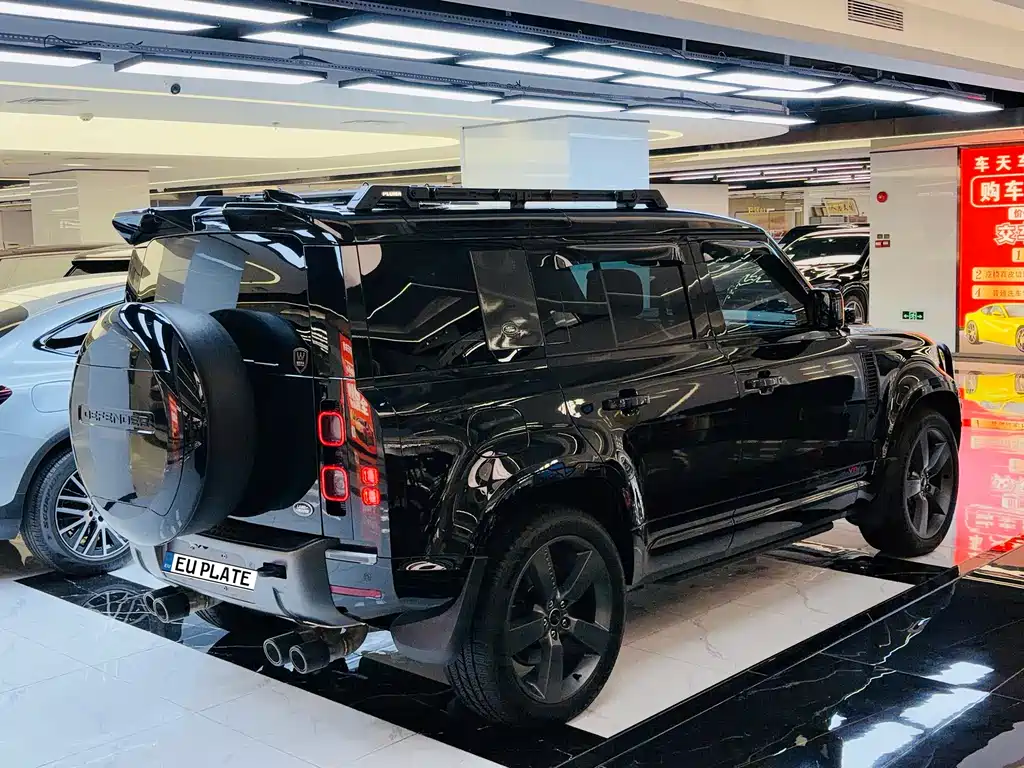 Land Rover Defender Facelift 110 5.0 T V8
