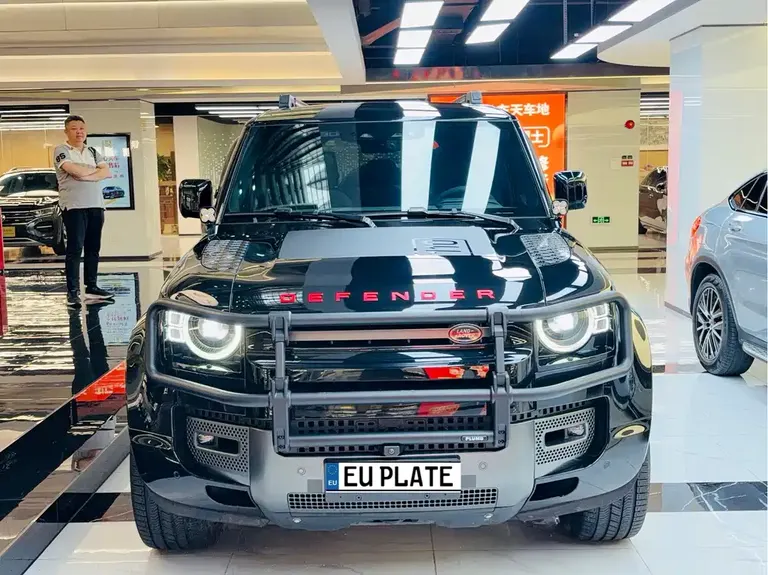 Land Rover Defender Facelift 110 5.0 T V8