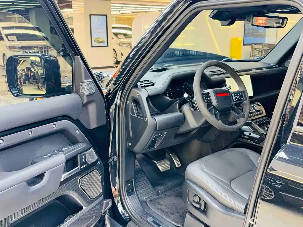 Land Rover Defender Facelift 110 5.0 T V8
