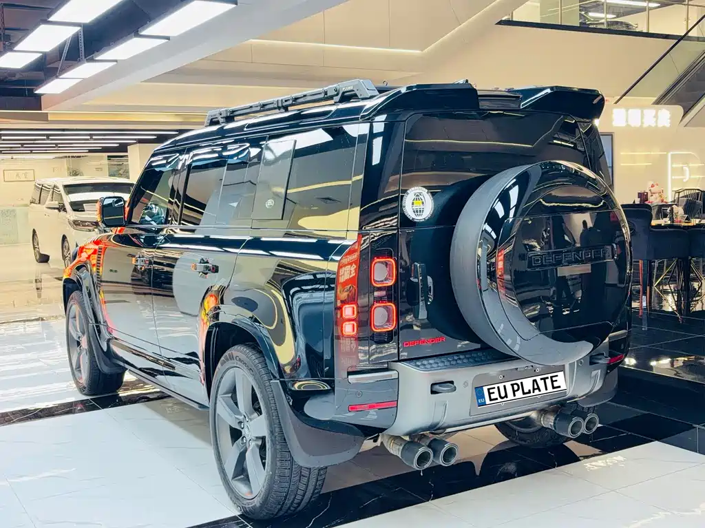 Land Rover Defender Facelift 110 5.0 T V8