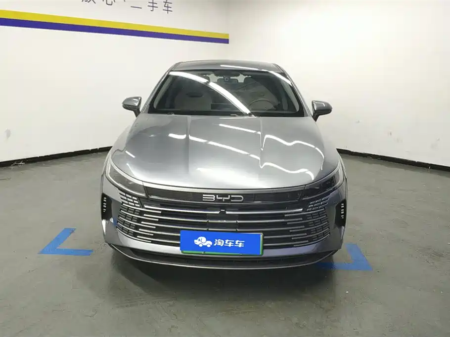 Destroyer 05 Glory DM-i 55 KM Luxury