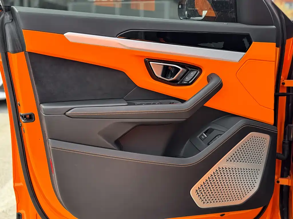 Urus 4.0 T V8 S