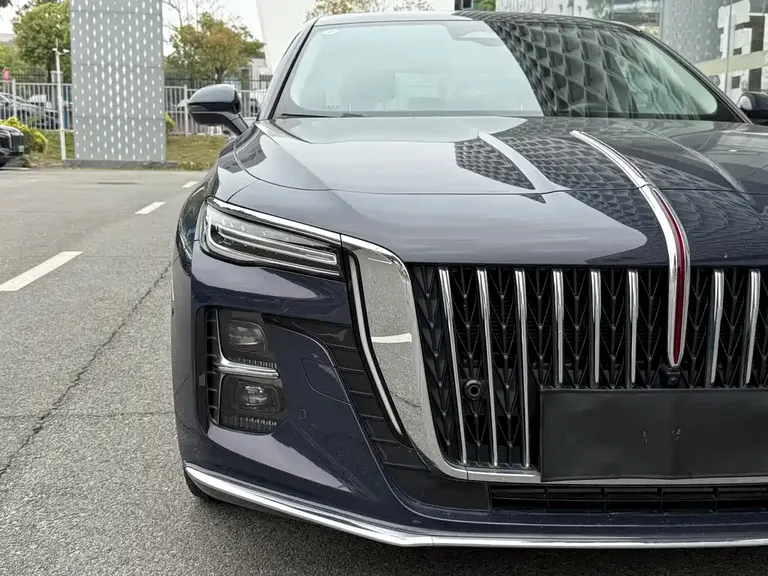 Hongqi H5 2.0 T Auto Connected Flagship Leading