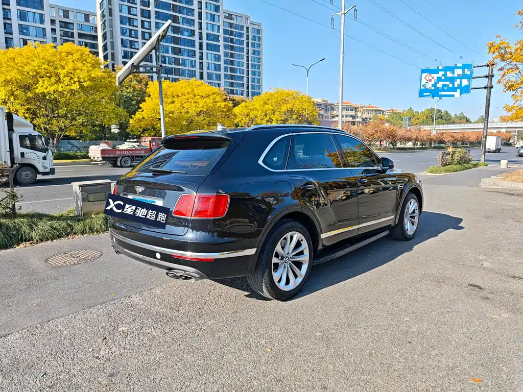 Bentayga 4.0 T V8