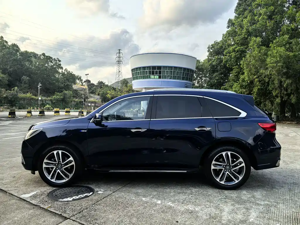 Acura MDX 3.0 L Enjoyment