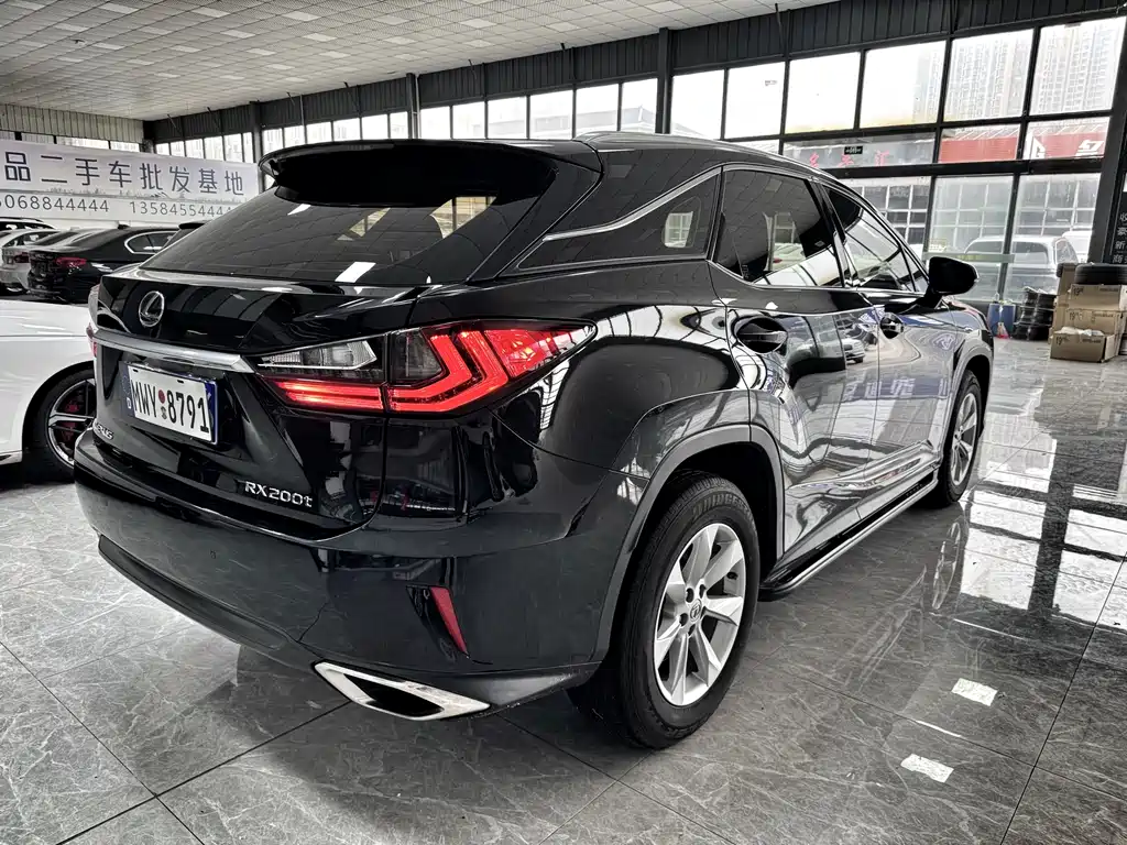 Lexus RX 300 2 WD Elite CN-V