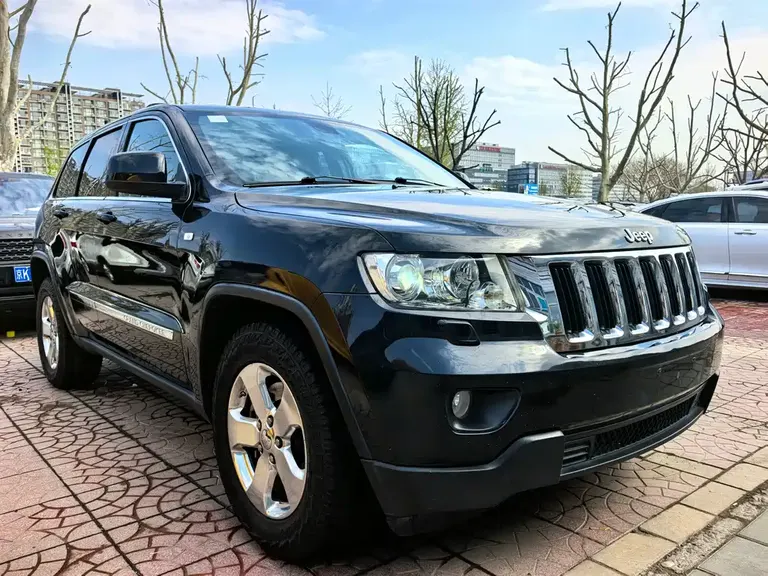 Jeep Grand Cherokee (Import) 大切诺基进口 2012款 3.6 L 豪华导航版