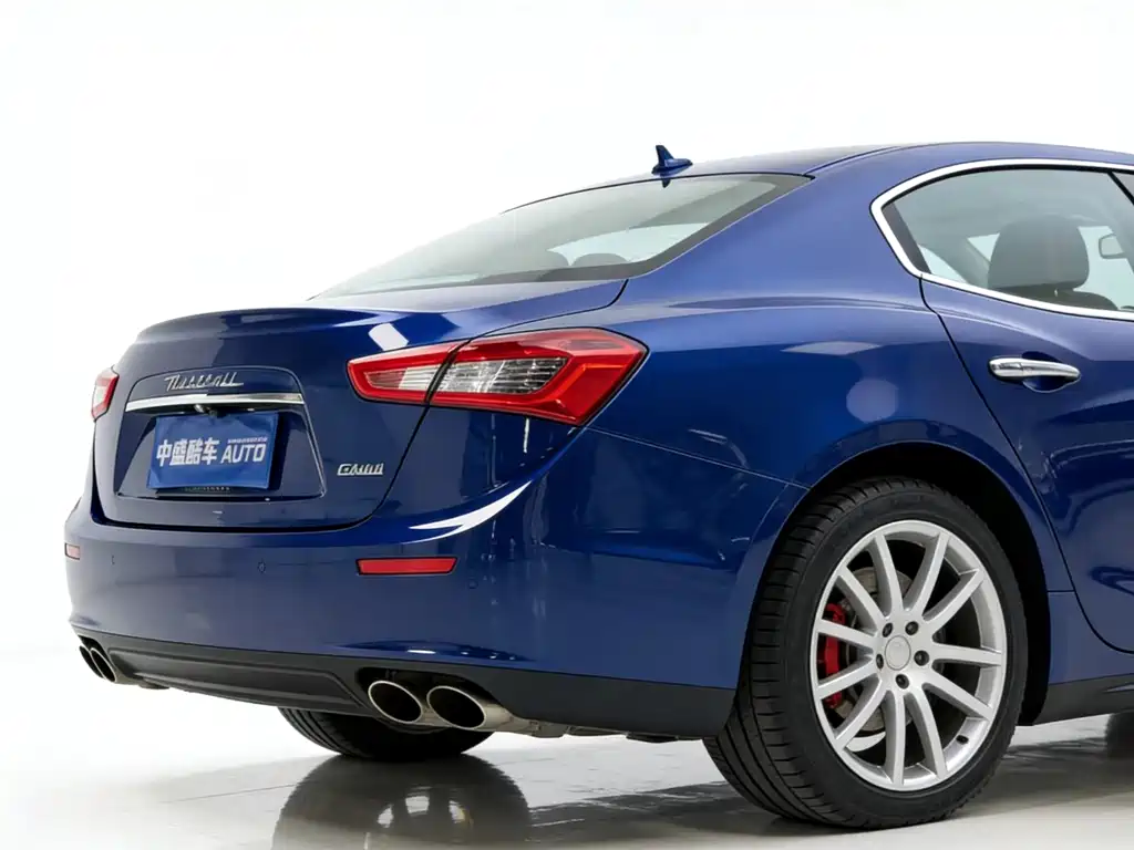 Ghibli 3.0 T Standard