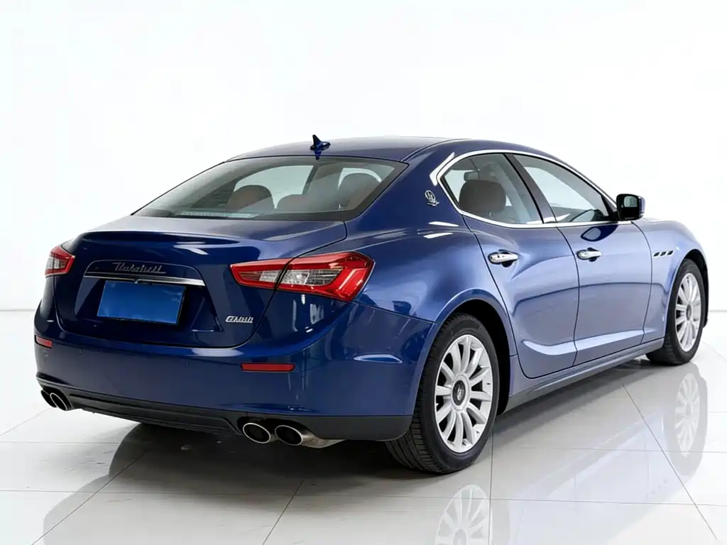Ghibli 3.0 T Standard