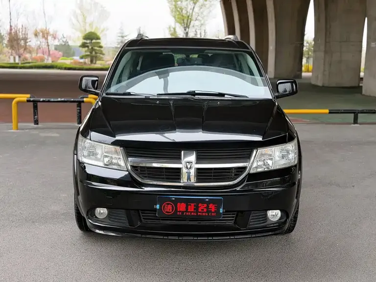 Dodge Journey 2.7 Luxury Navigation