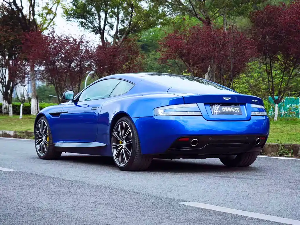 Virage 6.0 Coupe