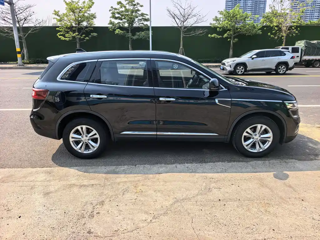 Koleos 2.0 L 2 WD Luxury