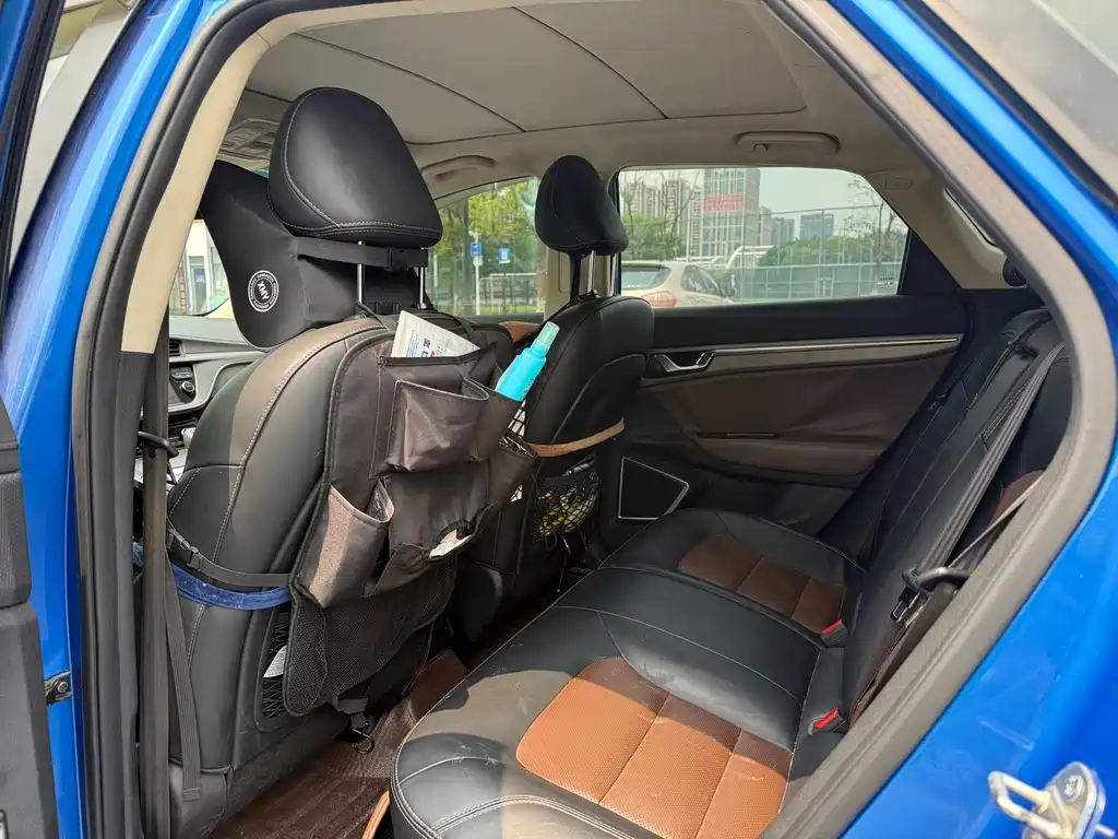 Emgrand GS Grace 1.3 T Auto Premium Style