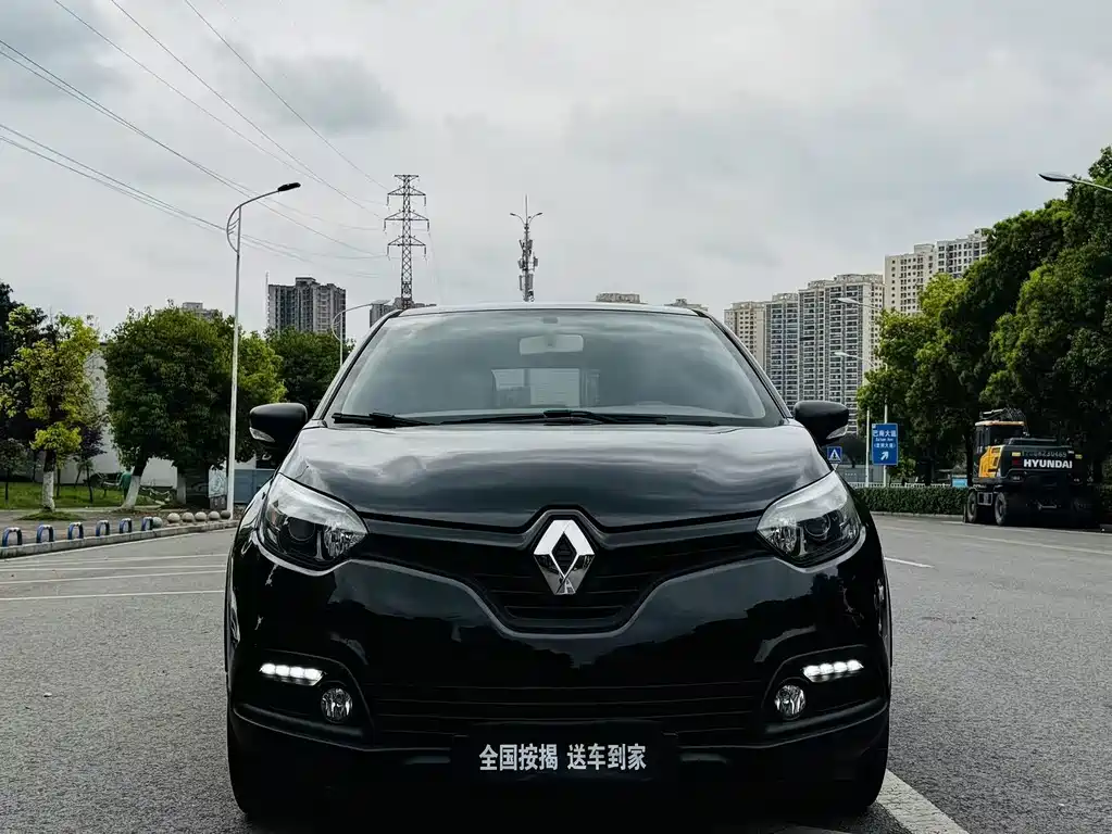 Captur 1.2 T Auto Standard