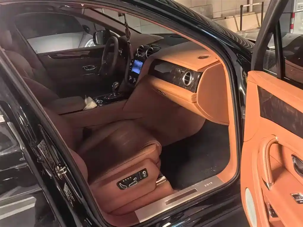 Bentayga PHEV 3.0 T PHEV