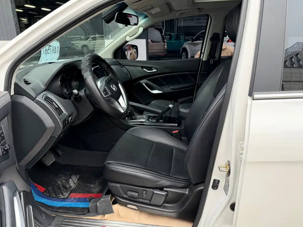 Yusheng S350 2.0 T Auto 4 WD Gasoline Luxury 5-seat