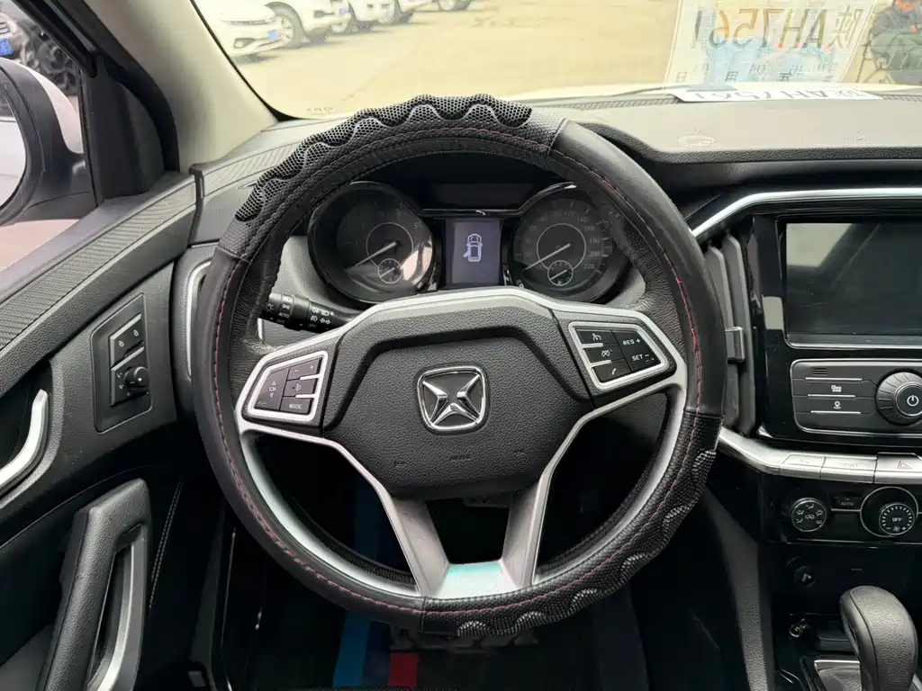 Yusheng S350 2.0 T Auto 4 WD Gasoline Luxury 5-seat