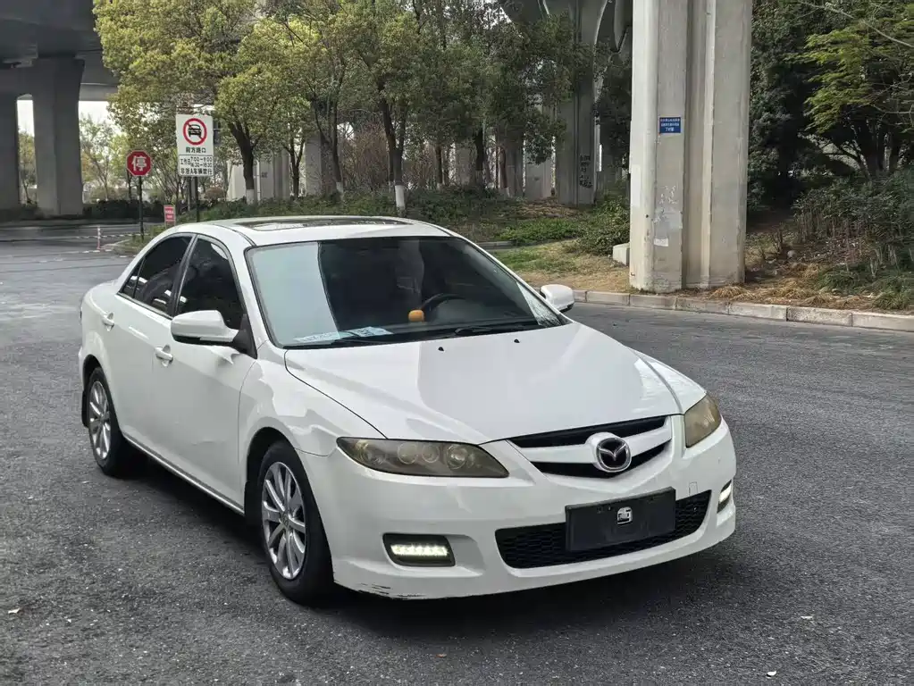 Mazda 6 2.0 L Auto Fashion