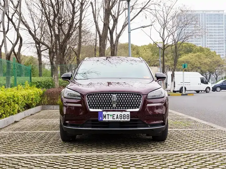 Lincoln Corsair 2.0 T 2 WD Premium Joy