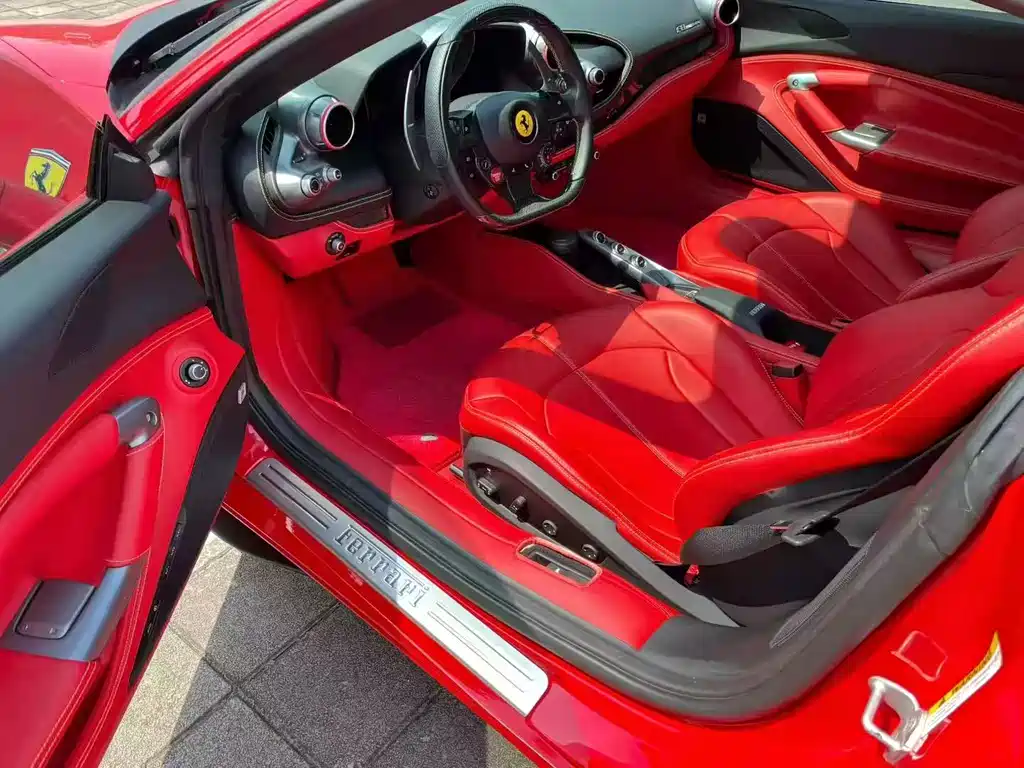 Ferrari F8 Tributo 3.9 T V8