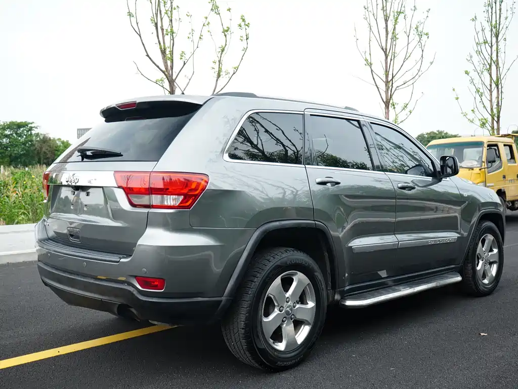 Grand Cherokee (Import) 3.6 L Comfort Enjoyment Navigation