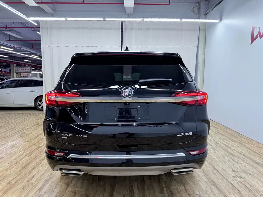 Enclave 652 T 4 WD Premium Flagship 6-seat