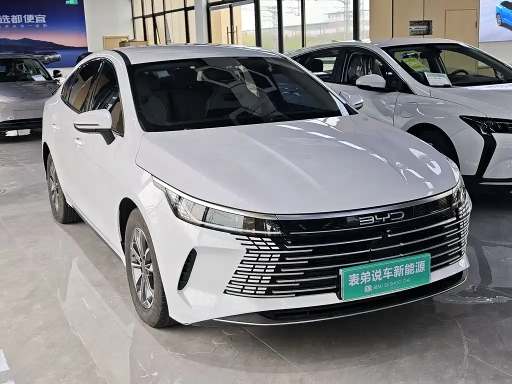 Destroyer 05 Glory DM-i 55 KM Luxury