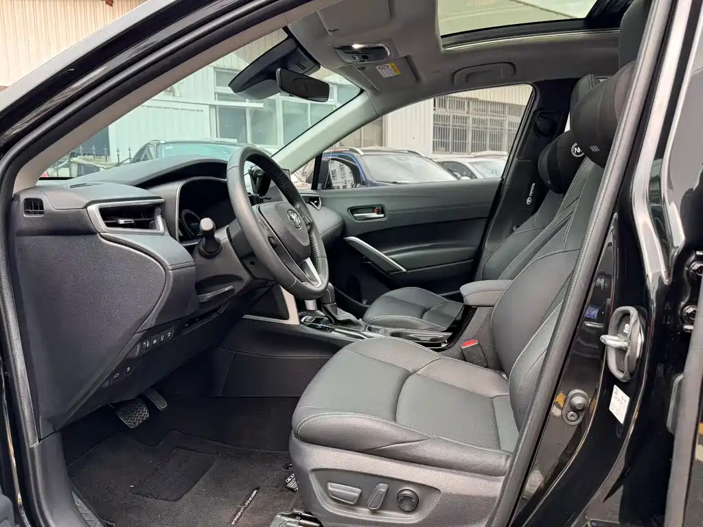 Frontlander 2.0 L Smart e-Hybrid Dual Engine Distinguished