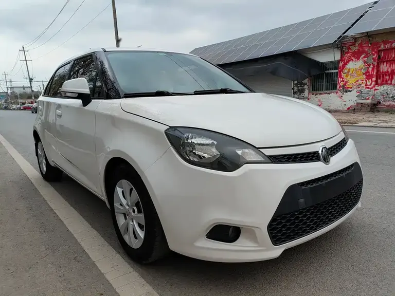 MG 3 1.5 L AMT Elite