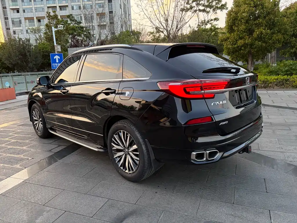 Avancier 370 TURBO 4 WD Premium