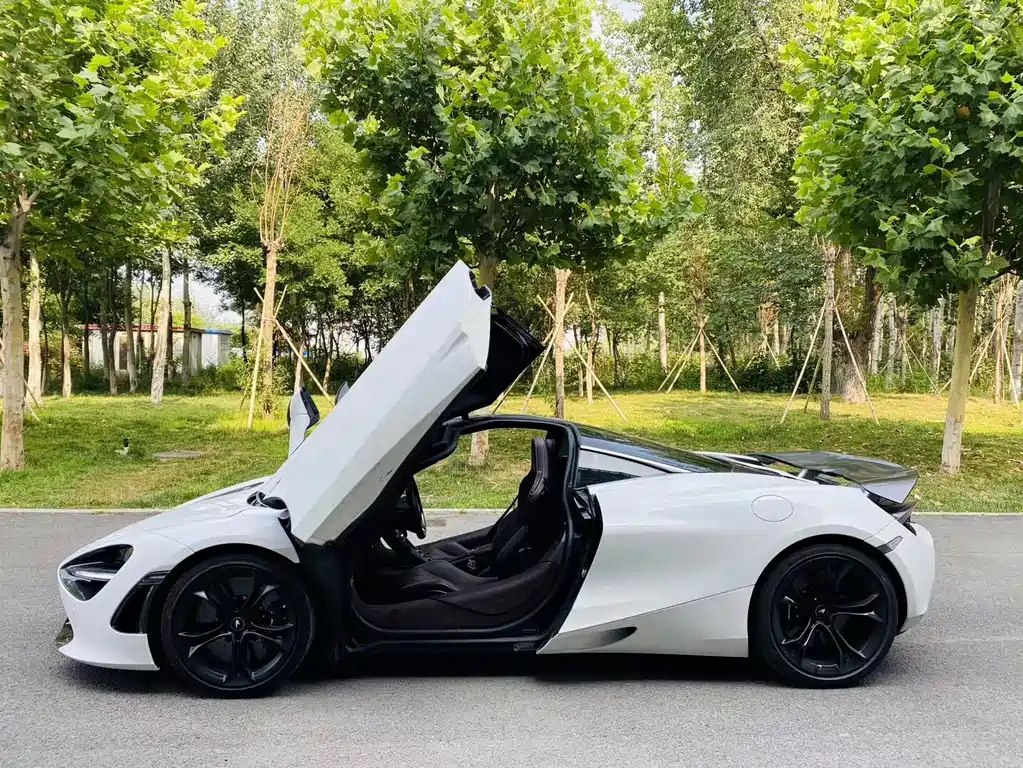 McLaren 720 S 4.0 T Coupe