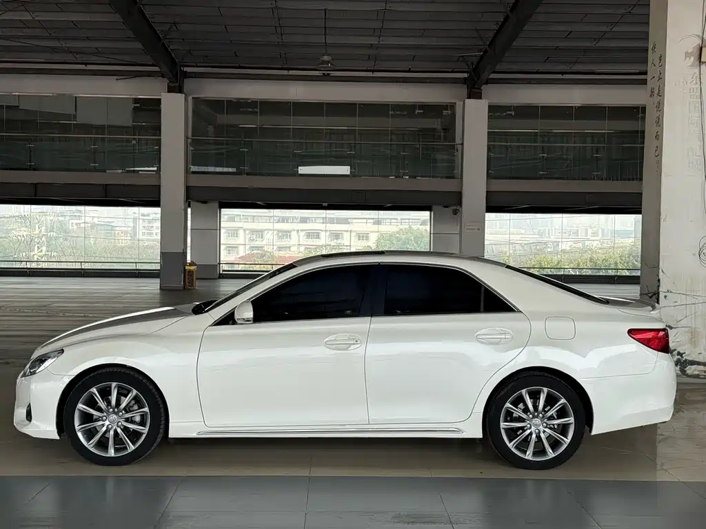 Mark X 2.5 V Style Sharp