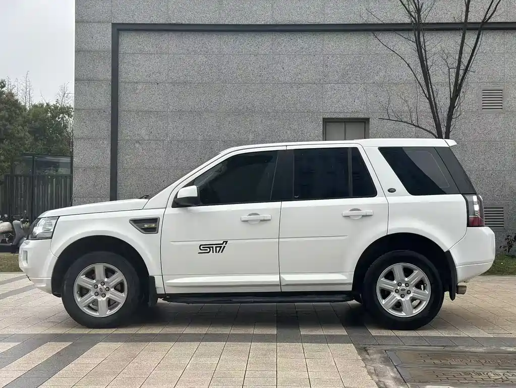 Freelander 2 神行者2 2014款 2.0 T Si4 S汽油版